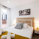 New Street Fantasy 2 Center Apartment